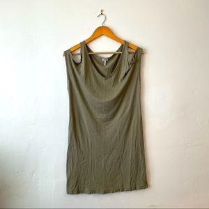 Splendid Green Tank Top Off Shoulder V Neck Dress